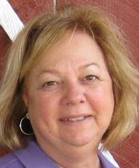 Sandra Pecoraro's Instagram, Twitter & Facebook