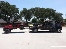 In addition to truck rentals, we also offer a full range of moving supplies including boxes, packing tape, rope, mattress bags, furniture pads, padlocks, hand trucks, and car carriers/tow dollies. All Tex Towing 4100 S Ww White Rd San Antonio Tx 78222 Usa