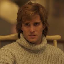 Luis Miguel La Serie 1x05: el accidente que casi mata a una fan y otras  revelaciones del episodio 5