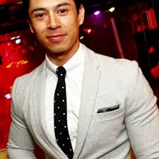 Stream Leonardo Rosas music