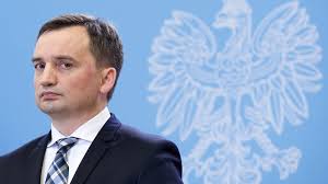 Ziobro o Komisji Europejskiej: Zamierza zwiększać swoją władzę kosztem  Polski - EURACTIV.pl