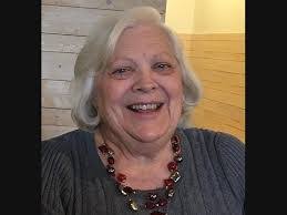 Merle Wolter's Instagram, Twitter & Facebook