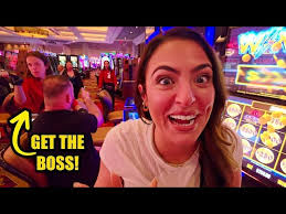 Grand Oaks 2025 HOCO Parade