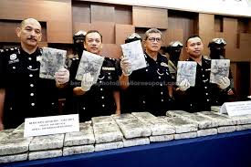 Ibu pejabat polis daerah gombak. Polis Kedah Rampas 74 Ketulan Ganja Mampat Bernilai Rm150 000 Utusan Borneo Online