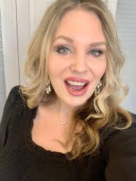 Katie Ward (@iamthekateward) • Instagram photos and videos