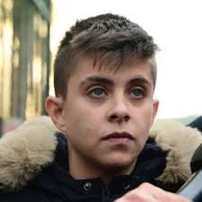 Το συγκινητικό μυστικό ενός αστέγου & πως τον "υιοθέτησε" μία φιλεύσπλαχνη  γυναίκα