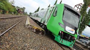 Let's dm and be friend. Kereta Api Minangkabau Ekspres Wikipedia Bahasa Indonesia Ensiklopedia Bebas