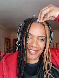 Hey how to maintain my dread it's getting thin