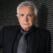 Femme et gardien de la paix chauffeur de car agent secret femme général d'aviation rouler des gamelles aux plantons. Michel Sardou Best Songs Albums And Concerts Mozaart