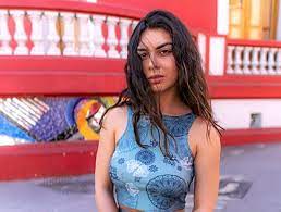Sin embargo, al aparecer la fotografía no fue. Kathy Contreras Impacto Con Fotografia Al Natural Aparece Solo Tapada Por Un Panuelo
