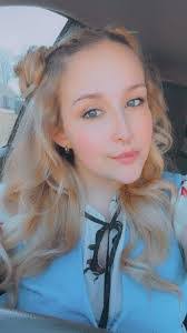 Nicole Hyson's Instagram, Twitter & Facebook