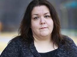 Đứa trẻ được nhận nuôi sau bao năm đã đoàn tụ với cha mẹ ruột và bi kịch  gia đình cũng từ đó mà bắt đầu