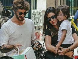 La coppia sul set di uno shooting. Belen Rodriguez E Stefano De Martino Di Nuovo Insieme Ecco La Reazione Di Andrea Iannone