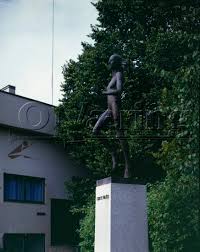 Grete waitz statue outside of bislett stadium in oslo. Grete Waitz Aas Nils O Vaering