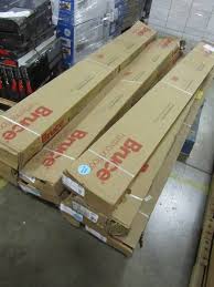 Plano marsh solid hardwood satisfaction rating: Bruce Plano Marsh Oak 3 4 In Thick X 2 1 4 In Wide X Random Length Solid Hardwood Flooring 20 Sq Ft Case Mn Home Outlet Flooring Auction 1 K Bid