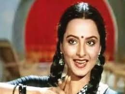 Rekha Birthday: Rekha turns 68! In 4-decade-long career, diva wowed  audience with stellar acts in Umrao Jaan, Silsila & Utsav - The  Economic Times