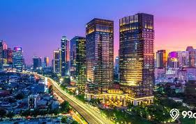 Mimpi yang terjadi ketika tidur umumnya berasal dari ingatan atau dari sisi psikologi, seseorang yang bermimpi melihat mantan kekasih, mantan istri atau suami datang ke rumah merupakan pertanda situasi. Arti Mimpi Mantan Pacar Datang Ke Rumah Menurut Psikologi Primbon