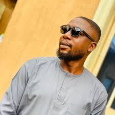 Ekitike's name is spelt the same way backwards 🤯 #Bundesliga