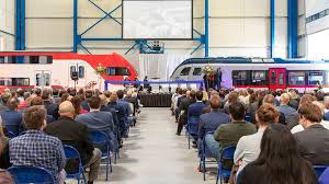Stadler in voller fahrt stadler baut seit über 75 jahren züge, die auf der ganzen welt unterwegs sind und es menschen ermöglichen, besser, effizienter und komfortabler mobil zu sein. Stadler Opens First Manufacturing Plant In Us Railtech Com