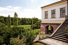(0.45 km) leonardo hotel weimar (0.40 km) art hotel & restaurant (0.82 km) amalienhof (0.74 km) dorint am goethepark weimar (0.50 km) hotel villa hentzel; Romisches Haus Home Facebook