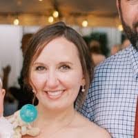 Jennifer Kulas's Instagram, Twitter & Facebook