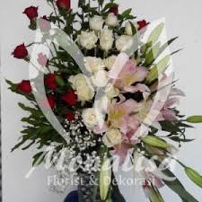 Koperasi pasar bunga wastukencana didirikan sebagai wadah pemersatu para pedagang di area pasar bunga wastukencana sekitar. Toko Bunga Wastukencana Archives Page 4 Of 4 Toko Bunga Bandung Monalisa Florist Dekorasi Toko Bunga Di Bandung Toko Bunga Murah Bandung Florist Bandung Florist Di Bandung Florist Murah