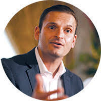 Andrew Ripps's Instagram, Twitter & Facebook