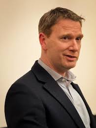 CUArb had a rewarding evening with David Brynmor Thomas KC at the first  lecture of the CUArb/LCIL Lecture Series 23/24 at the Lauterpacht Centre  For International Law. He spoke about the effect