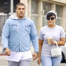 Amanda Bynes Apologizes After Mistakenly Accusing Fiancé Paul Michael of  Drug Use