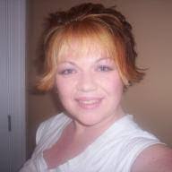 Lynn Loflin's Instagram, Twitter & Facebook