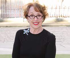 She has been involved in the entertainment world for years as she started taking dance lessons at 14 and joined a. Una Stubbs Net Worth Age Height Wiki Celebnetworth Net