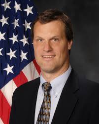 A congratulations and thank you to Dr. Michael Eismann, Chief Scientist of  our Sensors Directorate, who retired today after 26 years of government  service. His dedication and leadership, including time spent as