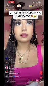 Amanda Flowers's Instagram, Twitter & Facebook