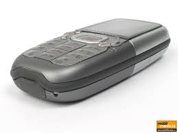 Alcatel OT 556: všechno hezky zaoblíme ...