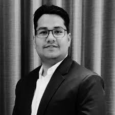 We are thrilled to welcome two new leaders to Express: Malissa Iannone Akay  has been named Executive Vice President and Chief Merchandising Officer;  and Sara Tervo has been named Executive Vice… |