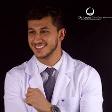 Dr. Lucas Simões
