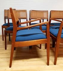Quality set of six victorian antique carved walnut dining chairs with beautiful rounded shaped backs having delicately cartouche and carved crested centre. 8 Foster Mcdavid Vintage Walnut Dining Chairs Antique Appraisal Instappraisal