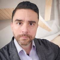 Jeremy Hennessy's Instagram, Twitter & Facebook