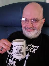 My sim came in and made himself two drinks after a long day at work and  honestly I can relate 😅