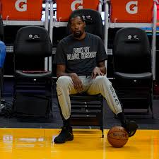 Kevin durant scored 29 points to lead the united states past spain. N B A Fines Kevin Durant For Derogatory Social Media Spat The New York Times