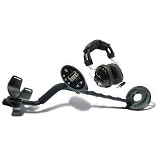 Tradition & expertise since 1957! Bounty Hunter Disc11 Discovery 1100 Metal Detector And Head With Bounty Headphones Walmart Com Walmart Com
