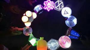 Here are five lightsticks we think are worth mentioning. Unik Banget Lightstick Milik 3 Grup Ini Jadi Yang Tercantik