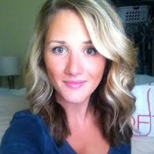 Carolyn Costner's Instagram, Twitter & Facebook