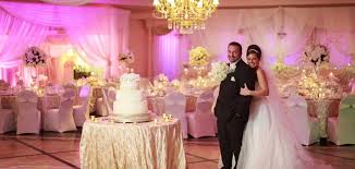 Want To Have The Best Weddingdecoration In Vancouver For Your Upcoming Marriage Venue Contact Royal Palace Hall Detroit Wedding Venue Wedding Wedding Hall