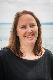 Erin Reilly's Instagram, Twitter & Facebook