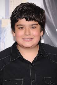 Devan Leos's Instagram, Twitter & Facebook