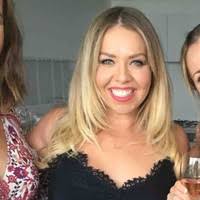 100+ perfiles de «Nealon»