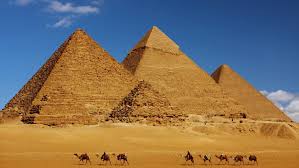 El hallazgo que desconcierta a los arqueólogos: encuentran en Egipto 22 ataúdes intactos que llevan siglos ...
