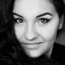 Danielle Burrows (danikburrows)