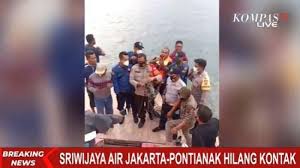 Pemimpin partai buruh australia mark mcgowan pada hari jumat (27/1/2017) memuji polisi dan layanan darurat yang cepat tanggap menangani kecelakaan pesawat. S63ofy8q4cwubm